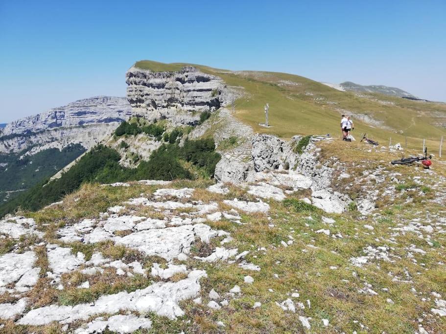 Logement Standing Wifi Vercors 'In Saint-Jean-en-Royans Esterno foto